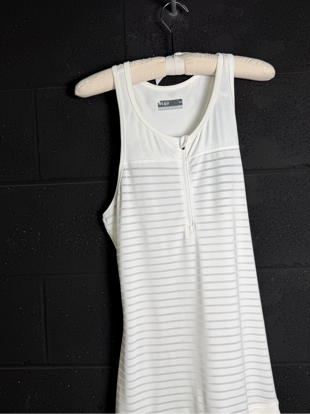 Lija White Zip-Front Sleeveless Tennis Dress -medium - Picture 9 of 16